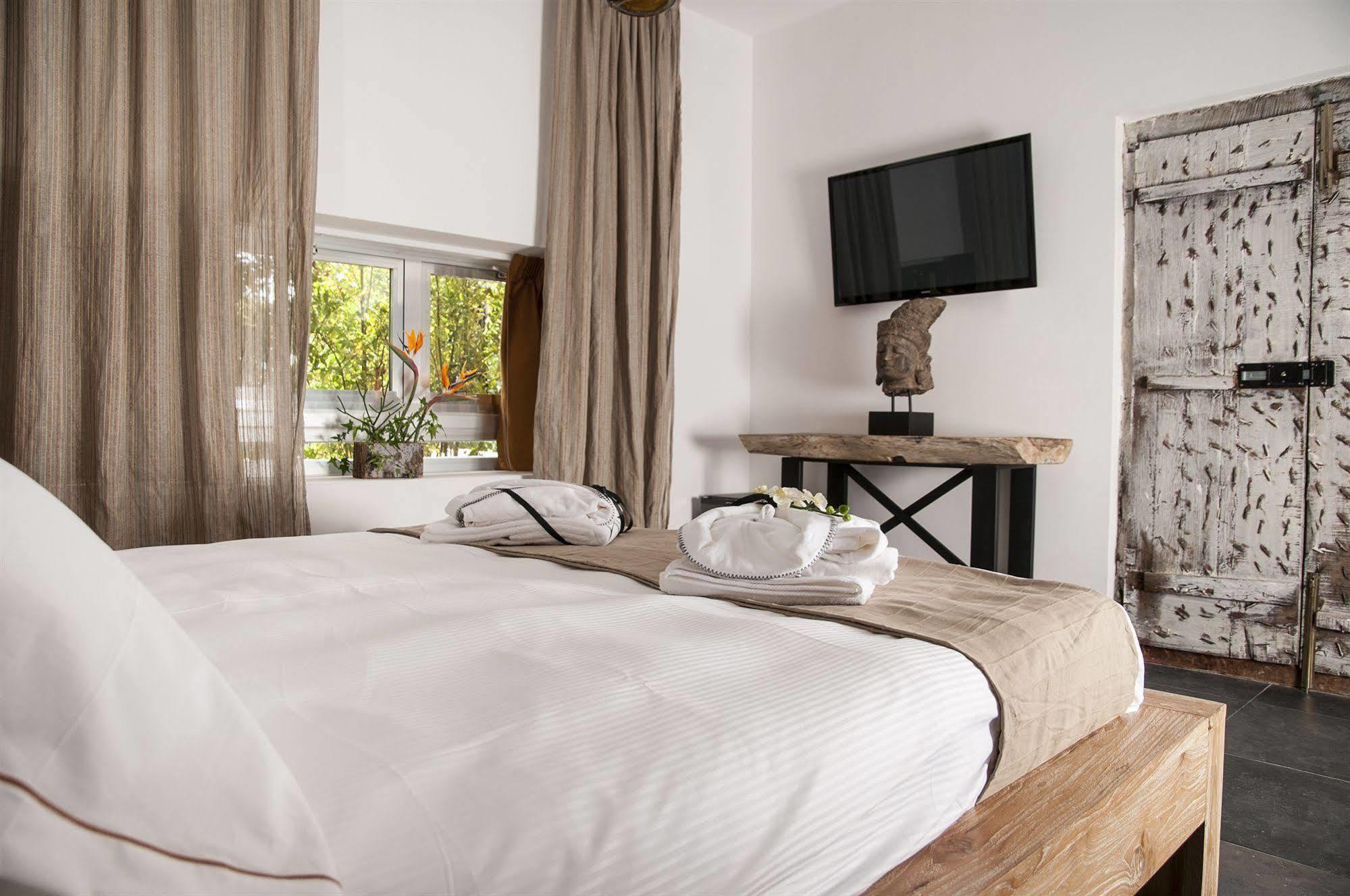 Seven Maze Charming House Bed & Breakfast Bari Exterior photo